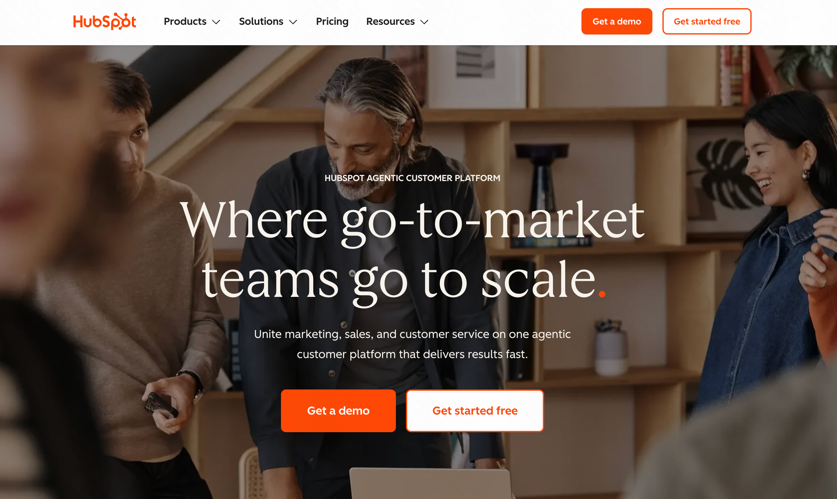 HubSpot AI deal forecasting and pipeline visibility in Sales Hub